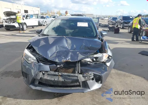 2016 Toyota Corolla Le z USA, uszkodzony, nr VIN 5YFBURHE5GP540221